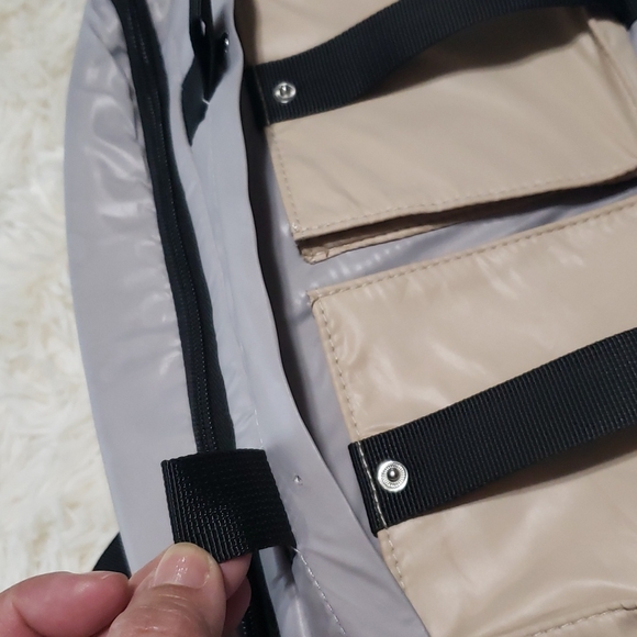 Urban Outfitters Nylon Strappy Travel Fannie Pack Bag - Picture 7 of 8